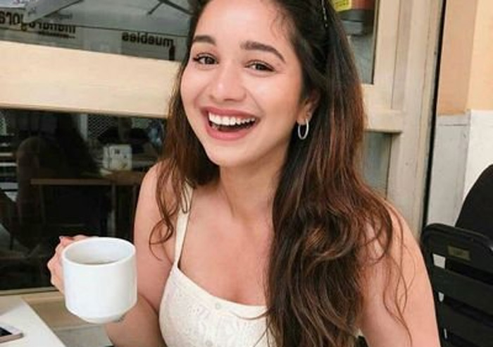 అవునా.. సచిన్ టెండుల్కర్ కూతురు సారా ఆ క్రికెటర్ ను ప్రేమిస్తోందా?