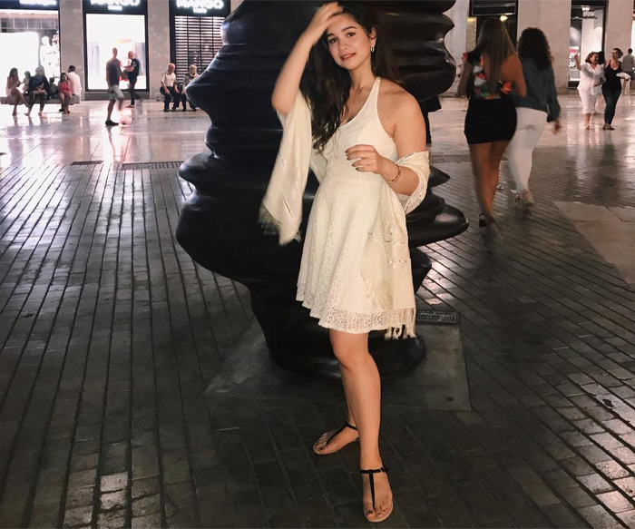 is sara tendulkar dating shubman gill?