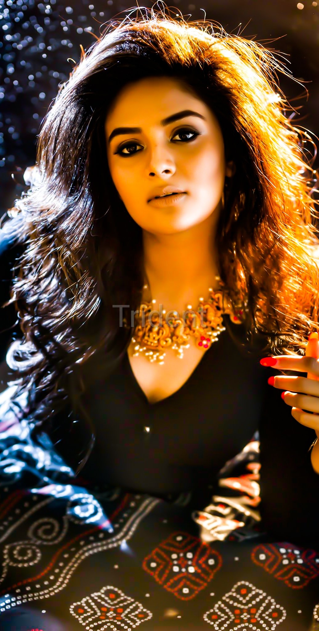 sreemukhi New HD Wallpapers sreemukhi New HD Wallpapers