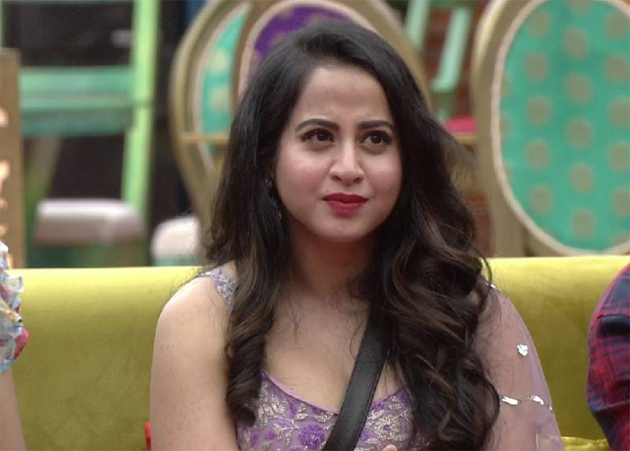 swathi dixit eliminated from bigg boss house