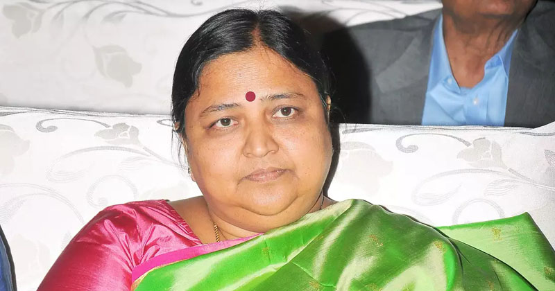  Chandrababu throws Panabaka Lakshmi into tough conditions 