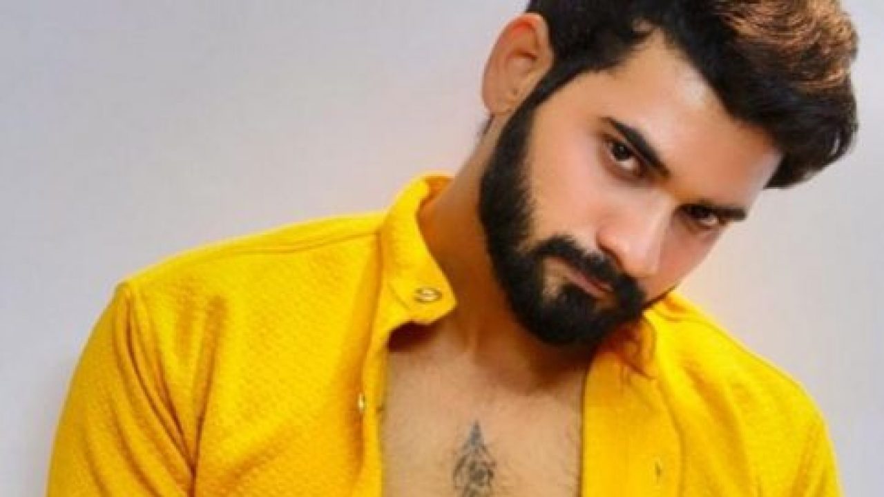 is akhil will going to be eleiminated this week?