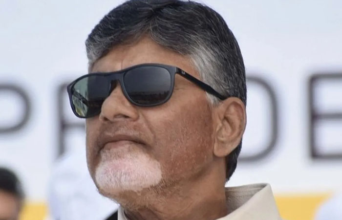 కామెడీ చేస్తే స‌స్పెండ్ చేస్తారా.. బాధ‌గా ఉండ‌దా అండీ..?