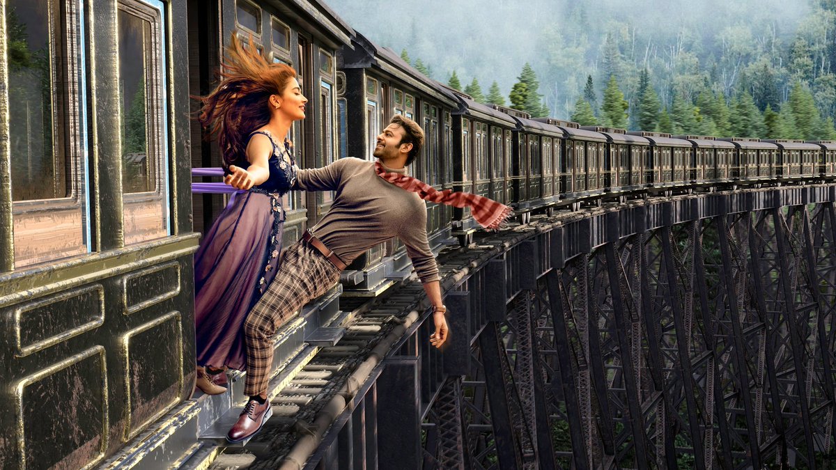 ‘రాధే శ్యామ్’ క్లైమాక్స్ ప్రభాస్ ఫ్యాన్స్ ని కంగారు పెడుతుందా ..?