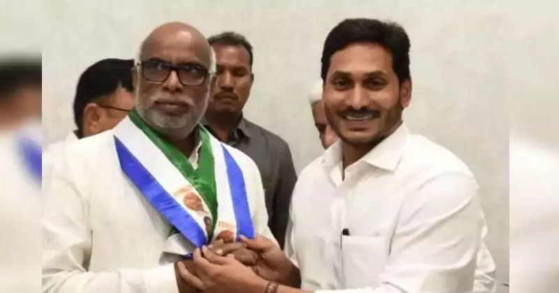 Undavalli Sridevi gaining sympathy from people