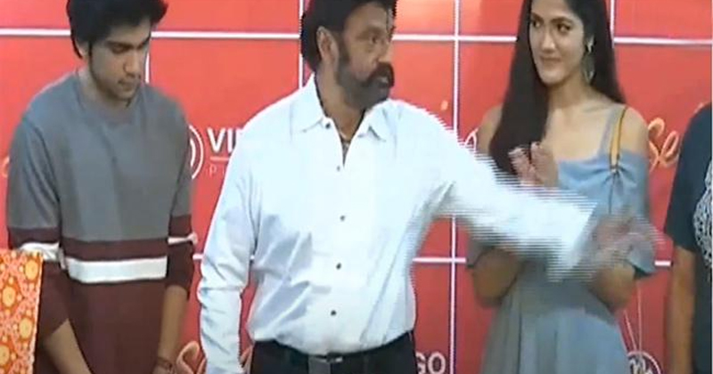 ఎవరి మీద కోప‌మో ఫోన్ మీద తీసాడు.. కాల్ రాగానే ఫోన్‌ని విసిరి అవ‌త‌ల ప‌డేసిన బాల‌య్య