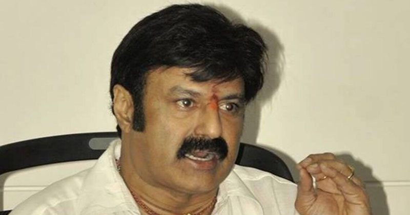 Nagarjuna And Chiranjeevi Met CM KCR To Give Cheque For Hyderabad Floods