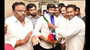 Byreddy Siddarth Reddy unhappy with YSRCP big heads 