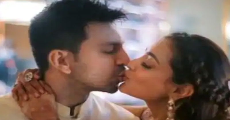 కాజ‌ల్ లిప్ లాక్.. క‌ళ్ళ‌ప్ప‌గించి చూస్తున్న ఫ్యాన్స్