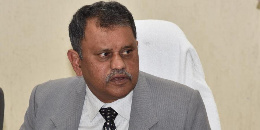 గెలుపూ ఓటమి మధ్యలో నిమ్మగడ్డ ప్రయాణం-ఎక్కడికి చేరేనో !