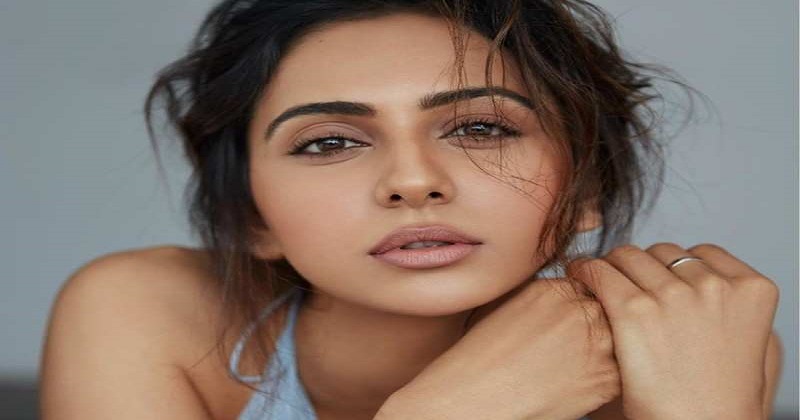 ఖాళీ టైంలో ఆ పనులే చేస్తాను.. రకుల్ ప్రీత్ కామెంట్స్