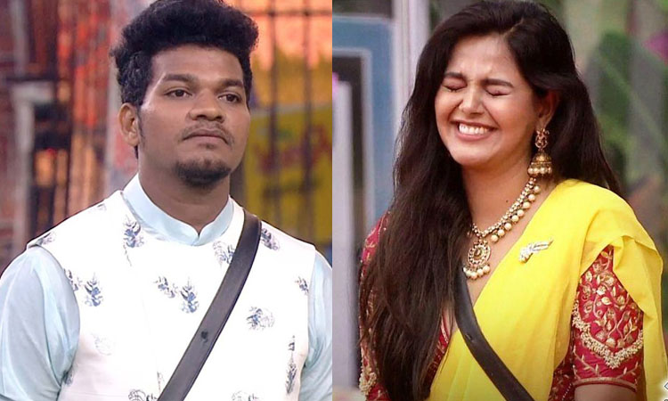 జోక‌ర్ అవుట్.. ద‌త్త‌పుత్రిక సేఫ్‌..?