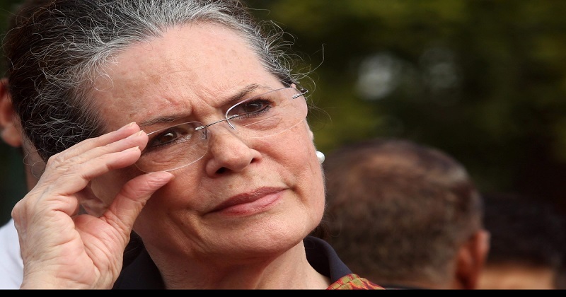 టీపీసీసీ చీఫ్ విషయంలో సంచలన నిర్ణయం తీసుకున్న సోనియా.. అందరికీ షాక్ ?