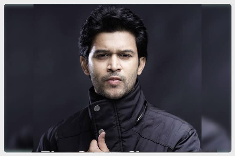 bigg boss gave best compliments  to abhijeet