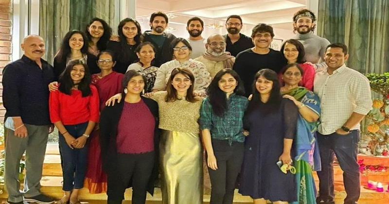 నిన్న మెగా ఫ్యామిలీ గ్రూప్ ఫొటో ర‌చ్చ చేస్తే.. ఇప్పుడు అక్కినేని ఫ్యామిలీ గ్రూప్ ఫొటో అద‌ర‌గొడుతుంది!