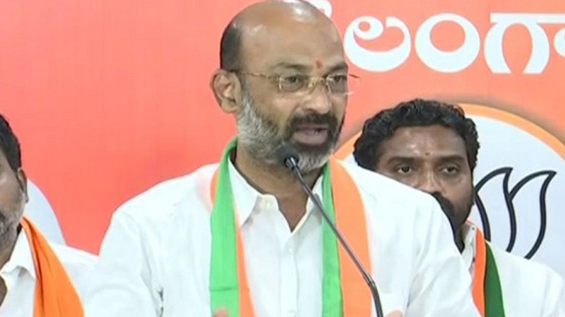 తెలంగాణ పోలీసుల మీద మరో బీజేపీ నేత కామెంట్స్, ముదురుతున్న రగడ?