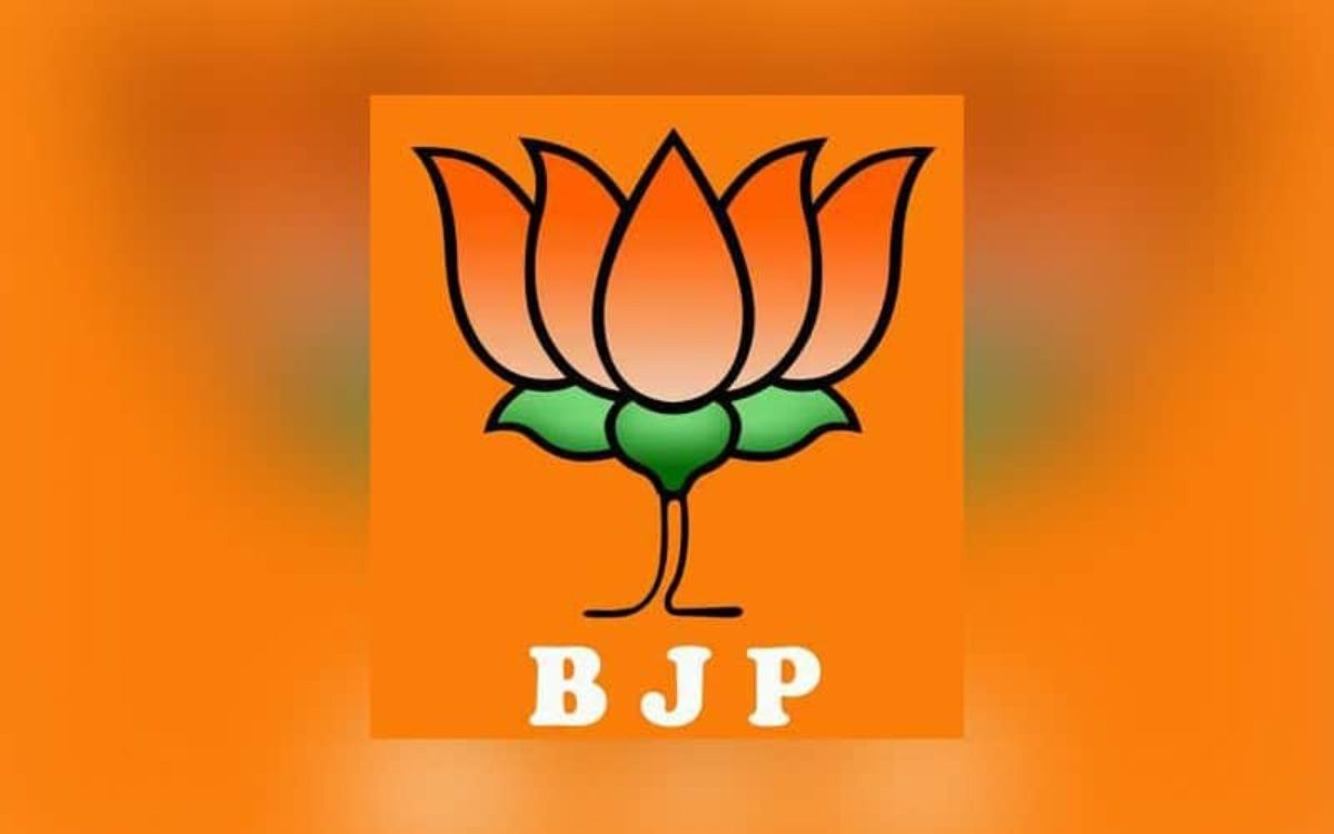 బోణీ కొట్టిన బీజేపీ.. మరో 36 స్థానాలలో ఆధిక్యం?