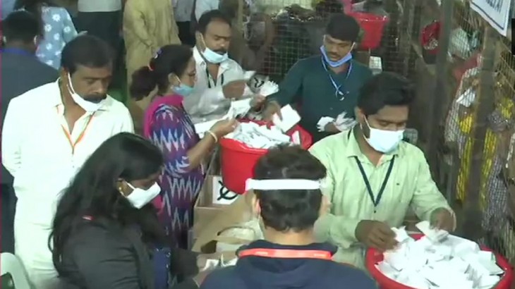 గ్రేటర్ ఫలితాలు : సత్తా చాటుతున్న బీజేపీ… 23 చోట్ల ఆధిక్యం