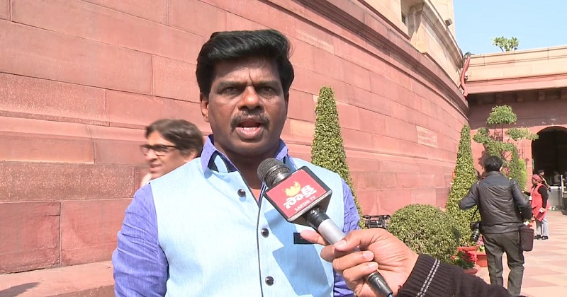 గోరంట్ల మాధవ్ ఇచ్చిన వార్నింగ్ టీడీపీకా లేకపోతే వైసీపీకా ?