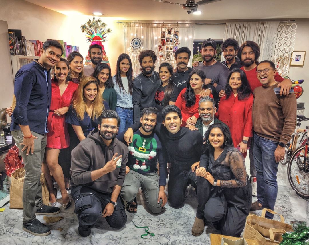 క్రిస్మస్ వేడుకల్లో మెగా ఫ్యామిలీ .. వైరల్ అవుతున్న పిక్ !