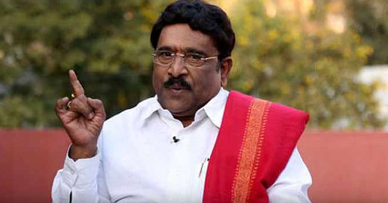 కాలు జారితే కాలం కాటేస్తుందనే సందేశం.. డర్టీహరిపై పరుచూరి కామెంట్స్