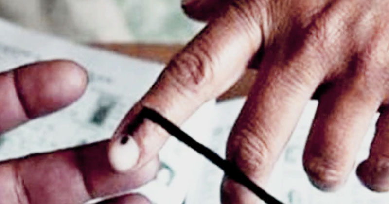 ఓటు కోసం షూటింగ్ క్యాన్సిల్ చేసుకున్న స్టార్స్.. 300కి.మీ దూరం నుండి వ‌చ్చిన న‌టులు ఎవ‌రో తెలుసా?