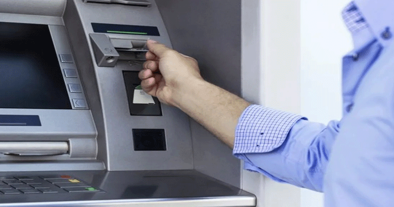 ఎస్బిఐ ఖాతాదారుల అకౌంట్ నుండి రూ.145.50 మాయం.. ఎందుకో తెలుసా..?