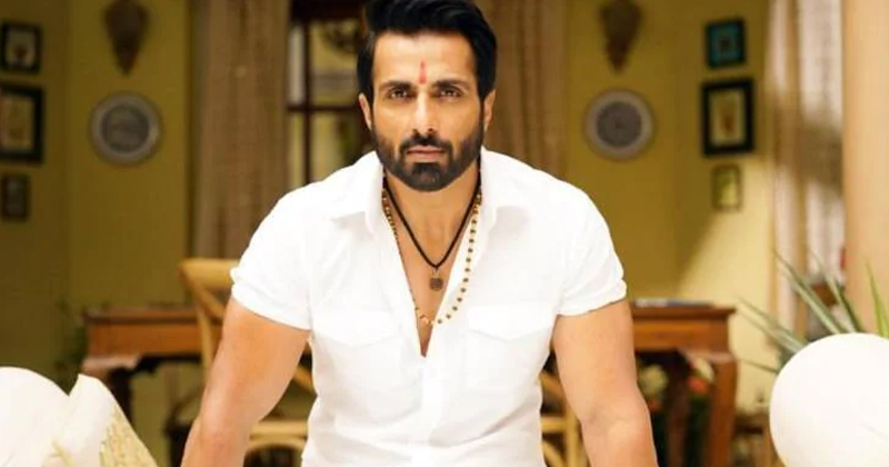 క‌ష్ట కాలంలో దేవుడిలా ఆదుకున్న సోనూసూద్.. ఎనిమిది ఇళ్ళు అమ్మి సాయం చేసిన రియ‌ల్ హీరో