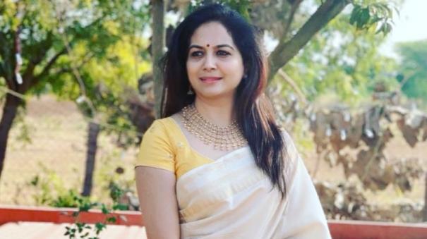 పెళ్లి డేట్ పై స్వయంగా క్లారిటీ సింగర్ సునీత !