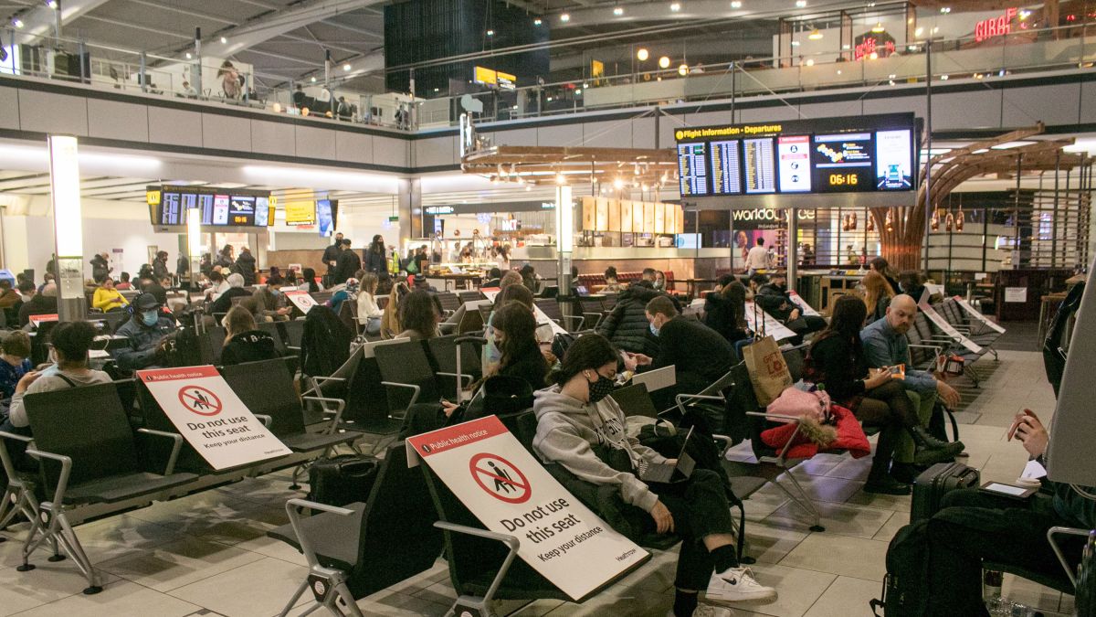 బ్రేకింగ్ : యూకే విమానాలని రద్దు చేసిన కేంద్రం