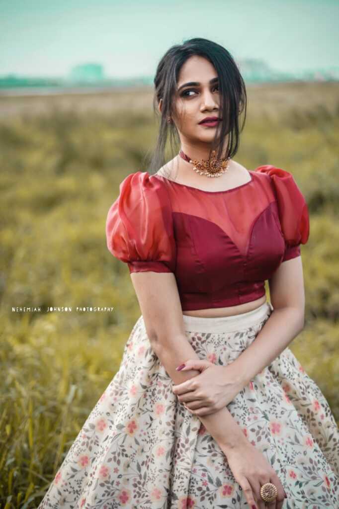 Losliya Mariyanesan Stylish Looks Losliya Mariyanesan Stylish Looks