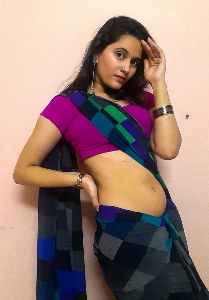 Dolly Jalan Amazing Looks Dolly Jalan Amazing Looks