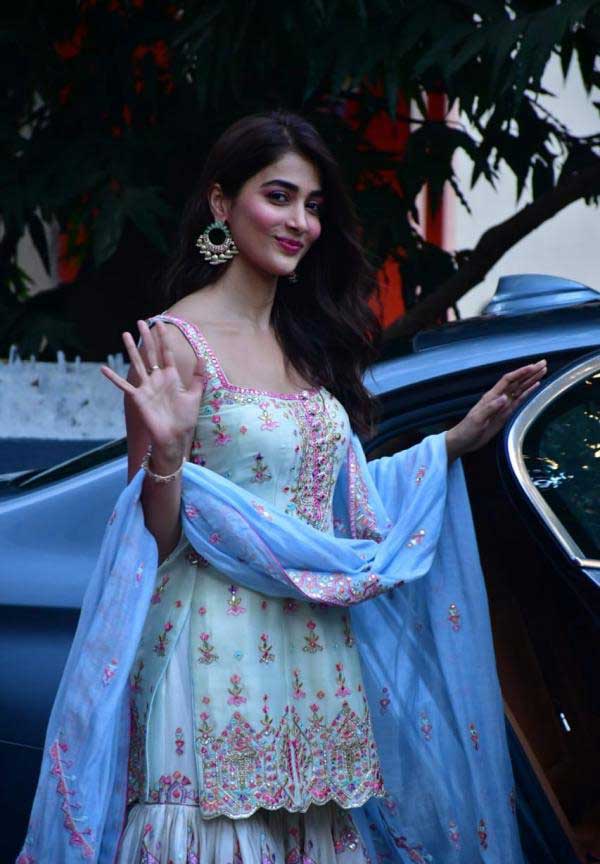 Pooja Hegde Gorgeous Images Pooja Hegde Gorgeous Images