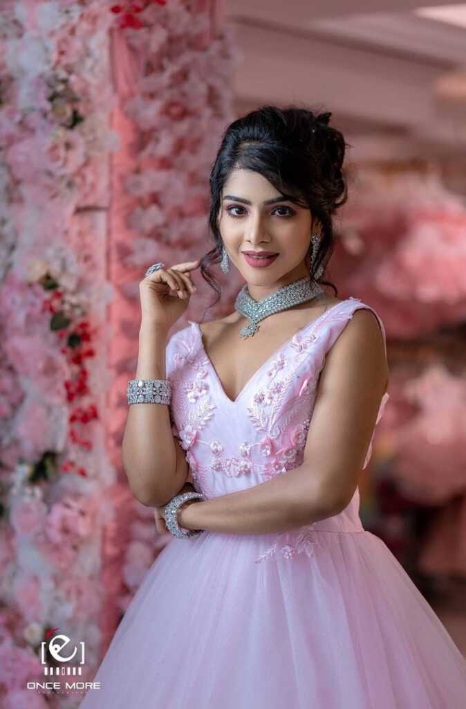 Pavithra Lakshmi Amazing Stills Pavithra Lakshmi Amazing Stills