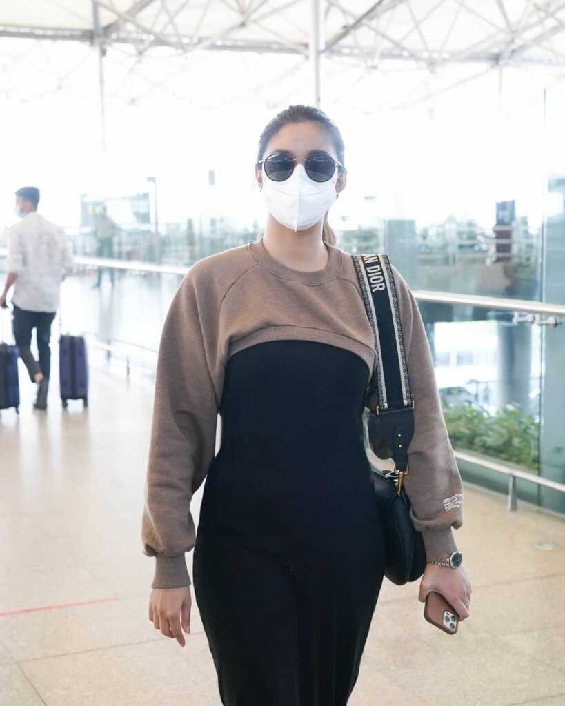 Keerthy Suresh Recent Airport Clicks