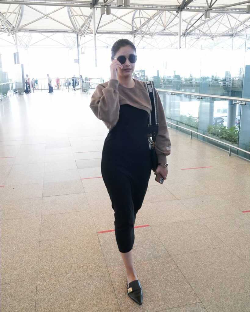 Keerthy Suresh Recent Airport Clicks