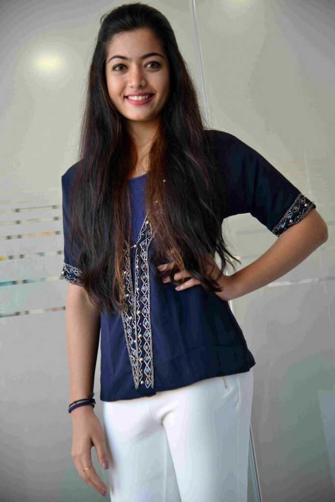 Rashmika Mandanna stylish Looks