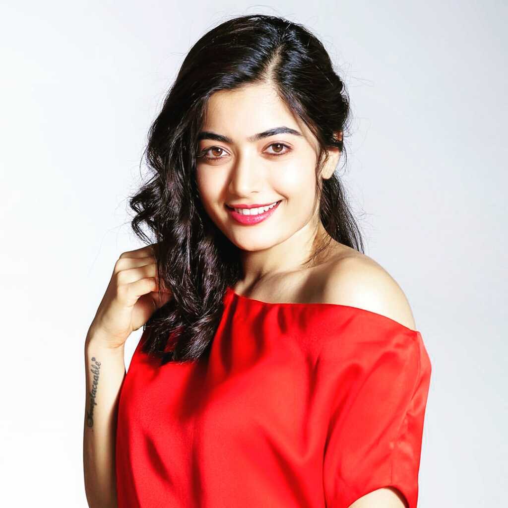 Rashmika Mandanna stylish Looks