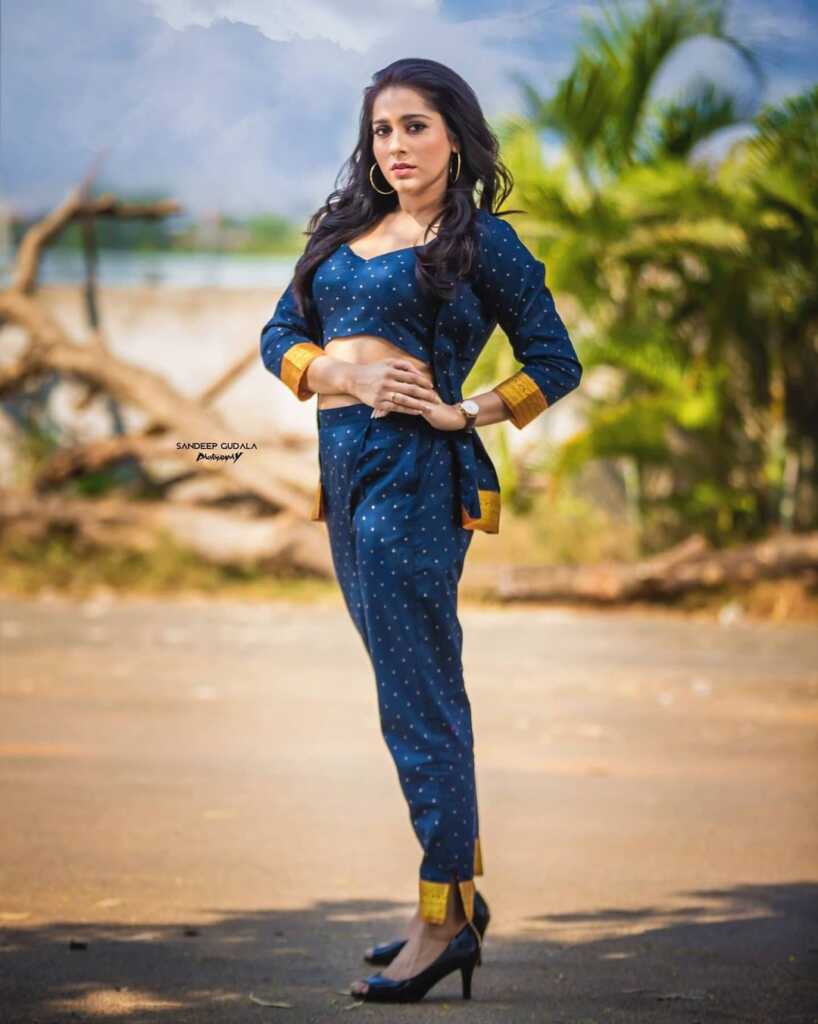 Rashmi Gautam Blue Dress Stills Rashmi Gautam Blue Dress Stills