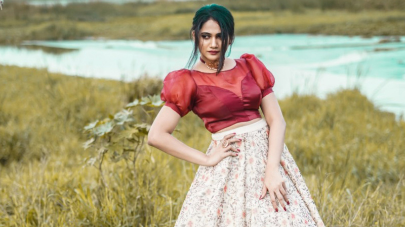 Losliya Mariyanesan Stylish Looks
