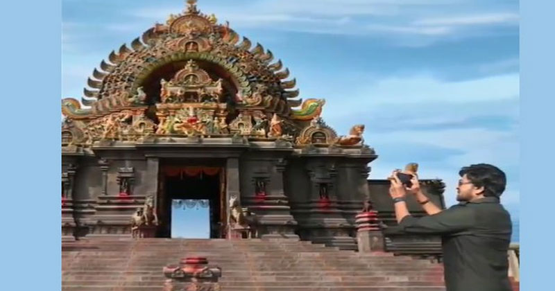 ఆచార్య నుండి స‌ర్‌ప్రైజ్ వీడియో షేర్ చేసిన చిరంజీవి.. కొద్ది క్ష‌ణాల్లోనే వైర‌ల్