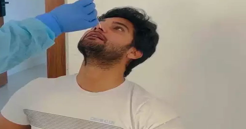 క‌రోనా ప‌రీక్ష చేయించుకున్న కుర్ర హీరో.. వీడియో షేర్ చేయ‌డంతో వైర‌ల్‌