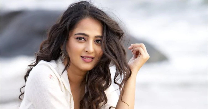 ఒకరికి ఒకరు తోడుగా ఉండాలి.. అనుష్క కామెంట్స్ వైరల్