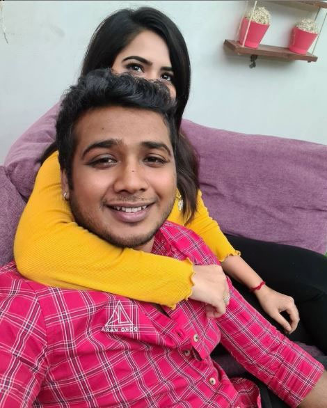 Ashu Reddy Guest To Rahul Sipligunj Ooko Kaka