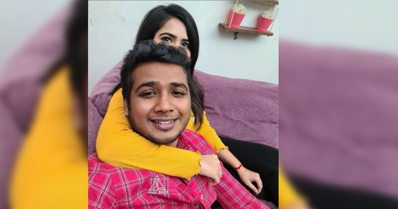 మెడపై చేతులేసి పట్టేసుకుంది.. అషూ రెడ్డి రాహుల్ రచ్చ