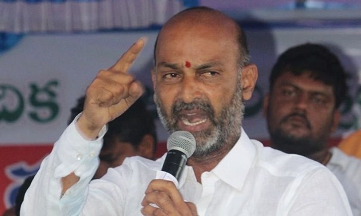 జగన్ ప్రభుత్వం తగిన మూల్యం చెల్లించుకోక తప్పదు: బండి సంజయ్