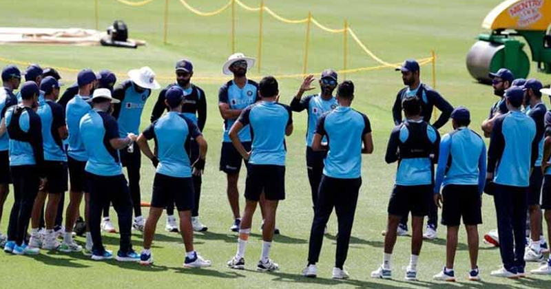 టీమిండియాకు క‌రోనా భ‌యం.. హోట‌ల్ ప‌క్క‌న ప్ర‌మాద‌క‌ర వేరియెంట్ కేసులు