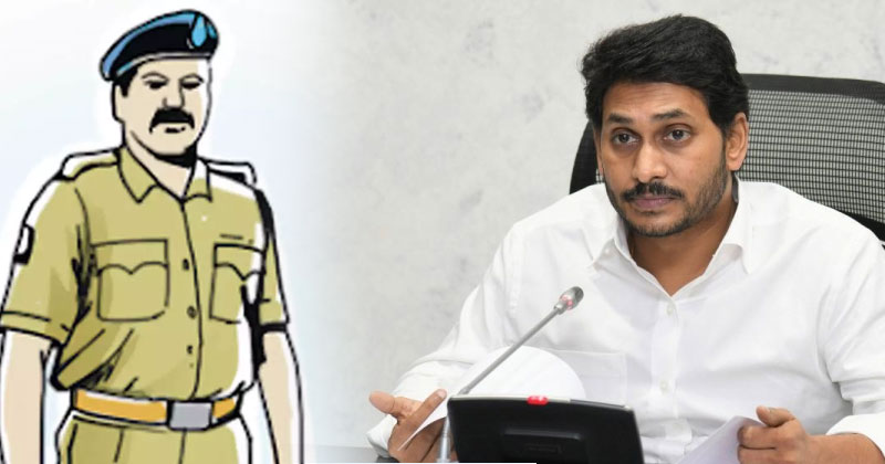 జగన్ వీకెండ్ ప్లాన్స్ తలుచుకుని ఐపీఎస్ అధికారి గుండెల్లో గుబులు