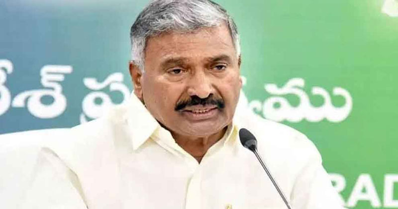 కుప్పంలో వైసీపీని చూసి పెద్దిరెడ్డి షాక్.. ఆయన ముందే గొడవలు ?