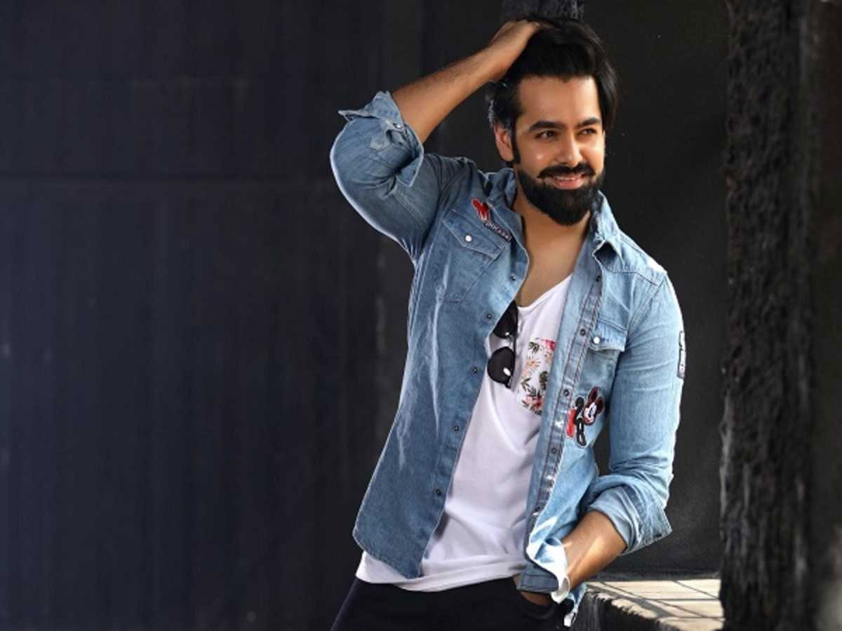 Ram Pothineni About Trolls On Big Ticket Issue In Pre Release Event